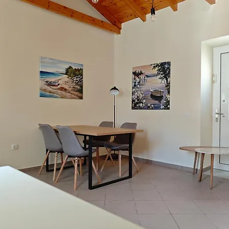 Сasa de vacaciones Family House